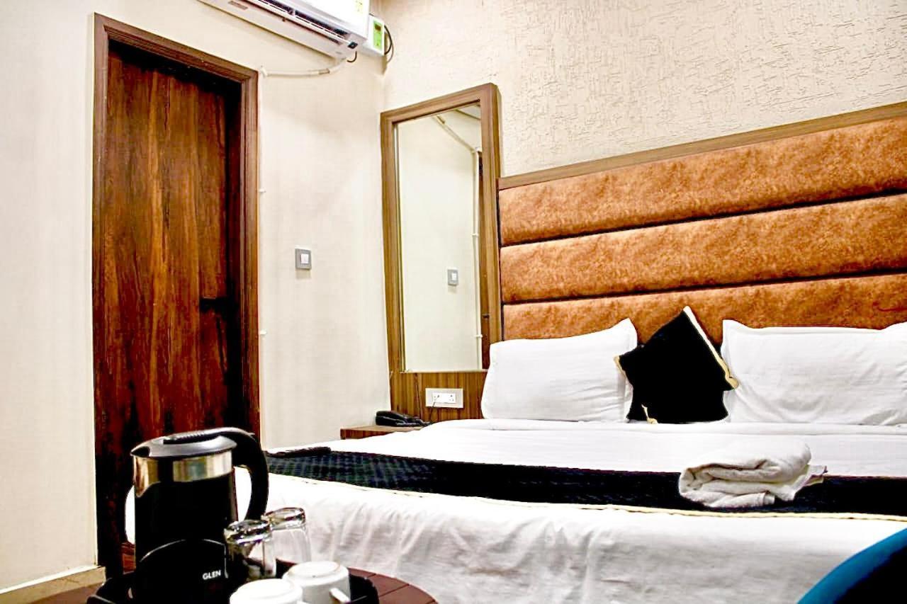 Blackwood Near Golden Temple -140 Mtrs Amritsar Exterior foto